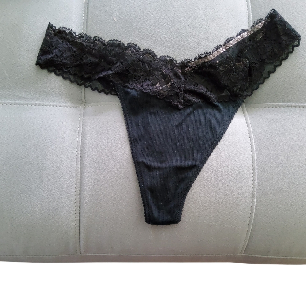Felina Lace Trim Thong Size L NWOT